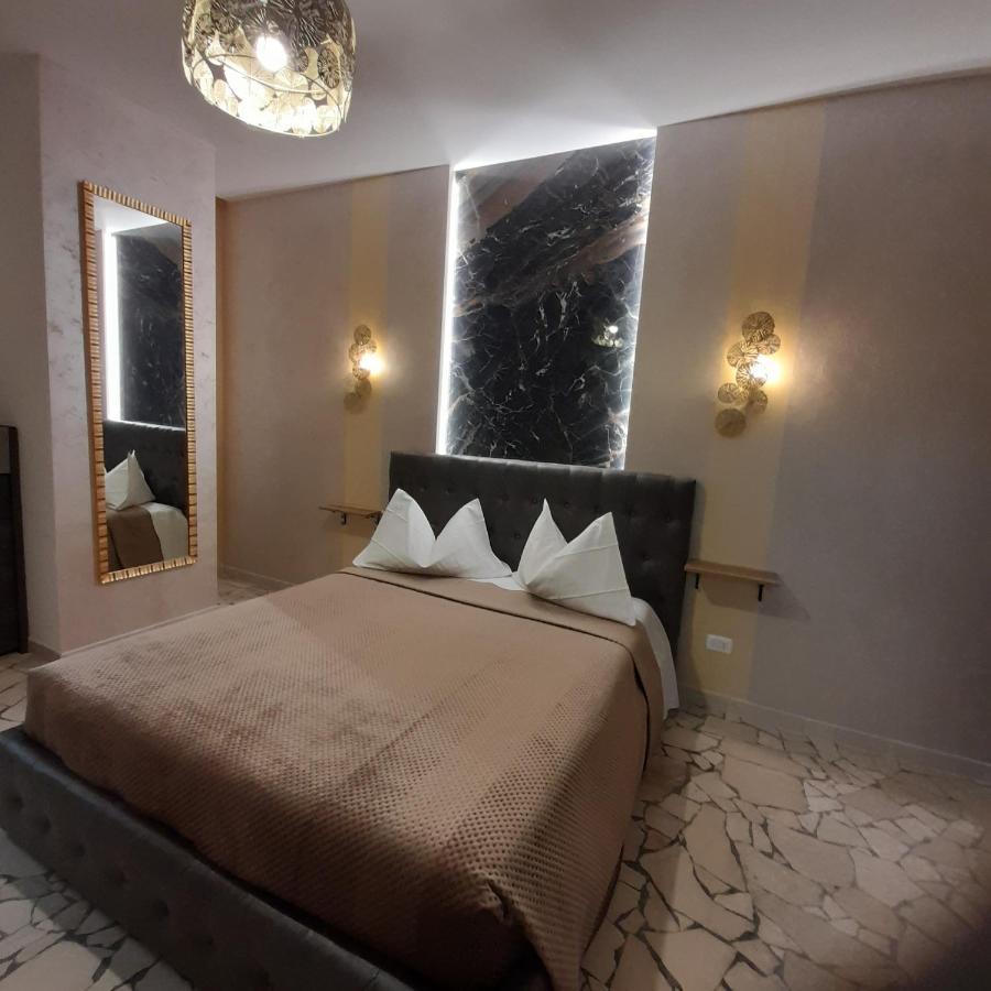 Residenza N&D Luxury Apartment Bari Ngoại thất bức ảnh