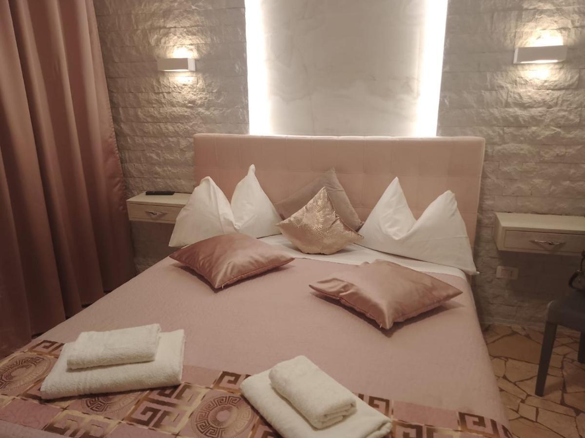 Residenza N&D Luxury Apartment Bari Ngoại thất bức ảnh